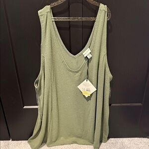 Ava & Viv Sage Green V-Neck Tank Top